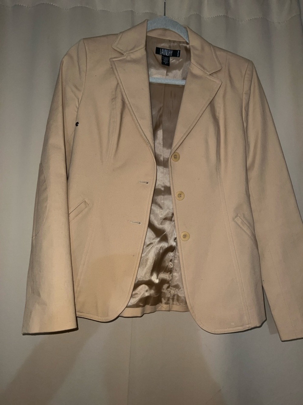 Laundry By Shelli Segal Beige Single-Breasted Tailored Blazer-worn once.